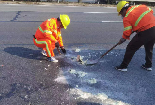 仁怀公路下沉注浆加固